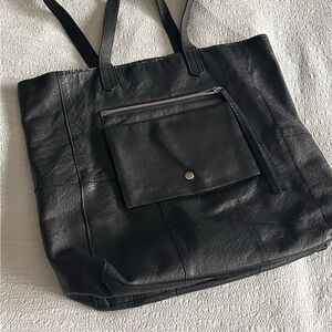 Day & Mood  Black Leather Shoulder Bag